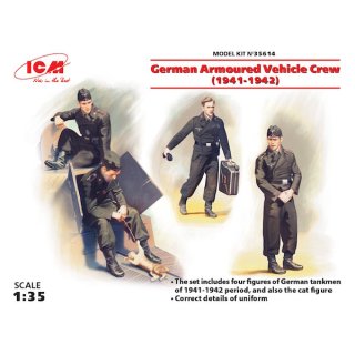 1:35 German Armoured Vehicle Crew 1941-1942 4 figures and cat