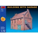 BUILDING WITH GARAGE (MUL