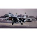 1:32 Sukhoi Su-27 Flanker B