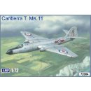 1/72 AMP BAC/EE Canberra T.11 including etched parts