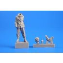 1:35 French WWII Tank Commander